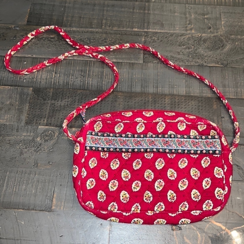 Vera‎ Bradley Red Leaf Quilted Floral Crossbody Bag Braided Strap Vintage Style